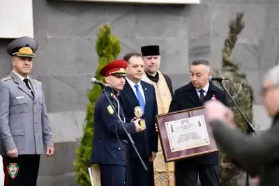 Курсант-старшина Даниел Костов получи Академичната награда „Трети март“