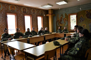 Курсанти от клуба „Изкуството на щастието“ вървяха по стъпките на Търновската конституция