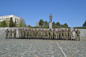 84 специализанти завършиха квалификационни курсове в Професионалния сержантски колеж на НВУ