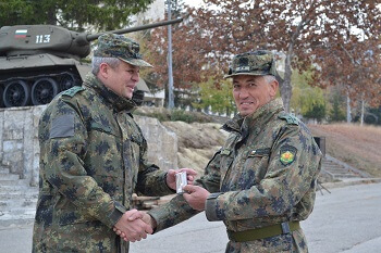 Военнослужещи и цивилни служители получиха нови назначения