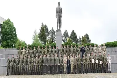 34 военнослужещи от Българската армия получиха сертификати за завършен курс за инструктори