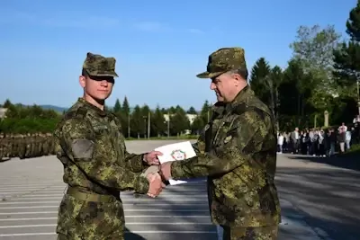Военнослужещи и цивилни служители в НВУ бяха отличени с предметни награди и грамоти