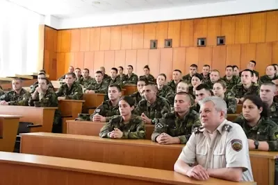 Представиха „Българската спортна слава 2“ пред курсанти в НВУ