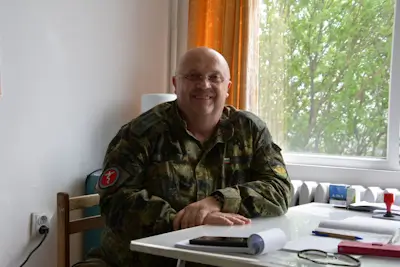 Майор д-р Веселин Петров наследил баща си като военен лекар в НВУ „Васил Левски“