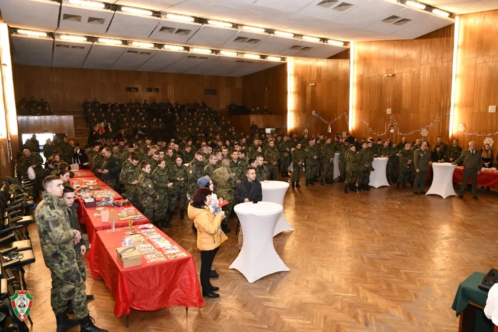 Коледен базар в НВУ - 2024