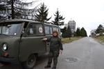 Ефрейтор Ивелина Гуглева шофира линейката на НВУ